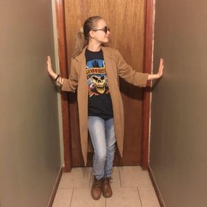 Meet your Posher, Gabrielle